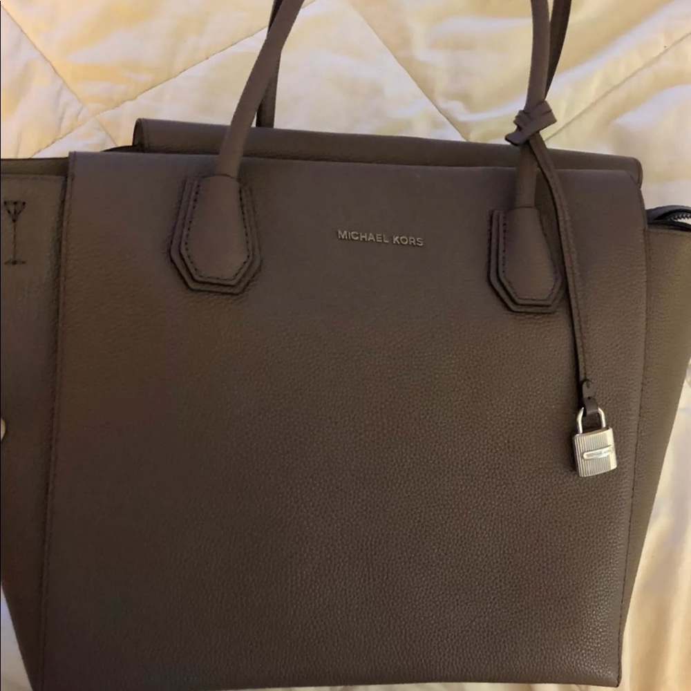 Michael Kors MK Mecer Large Tote Bag